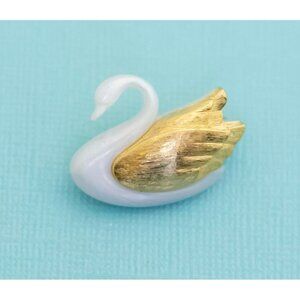 Vintage White Swan Gold Tone Wings Brooch by Avon - E32